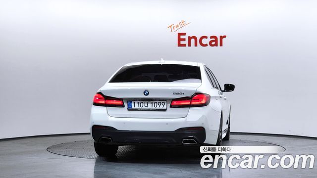 BMW 5-Series 2022 — photo 4