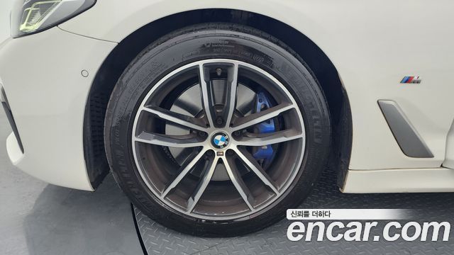 BMW 5-Series 2022 — photo 5