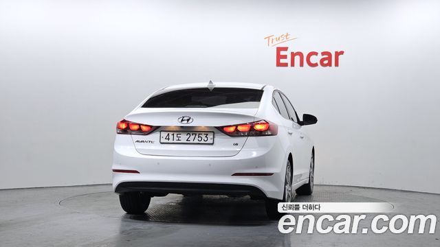 Hyundai AVANTE 2018 — photo 4