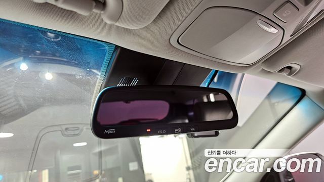 Hyundai Maxcruz 2017 — photo 18