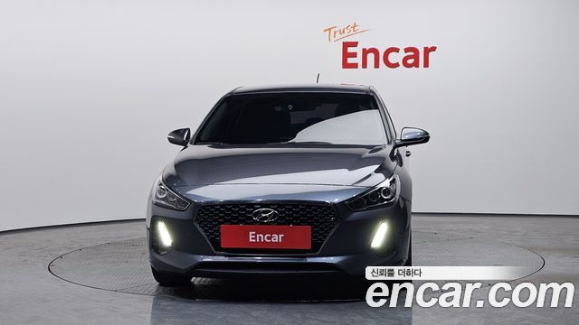 Hyundai i30 2018 — photo 3