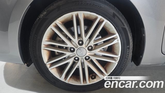 Kia Carens 2018 — photo 5