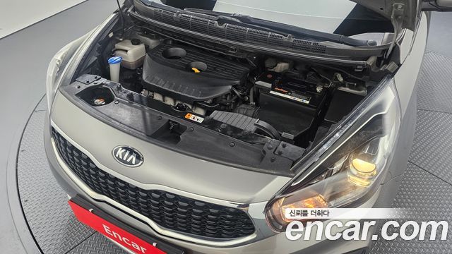 Kia Carens 2018 — photo 6