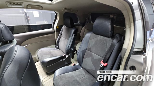 Toyota Estima 2006 — photo 12