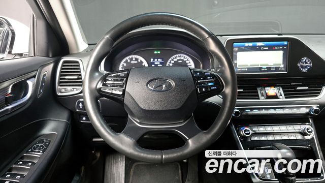 Hyundai Grandeur 2019 — photo 13
