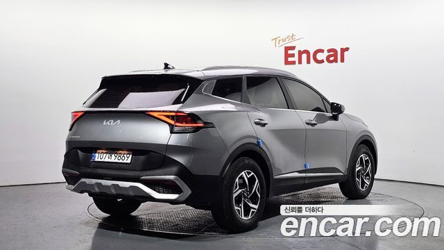 Kia Sportage 2022 — photo 2