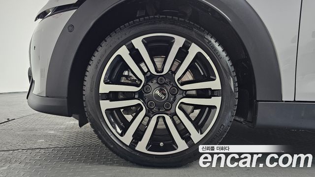 Mini Cooper 2024 — photo 5