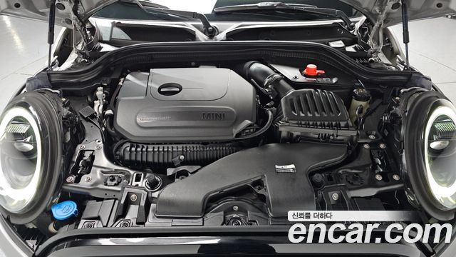 Mini Cooper 2024 — photo 6