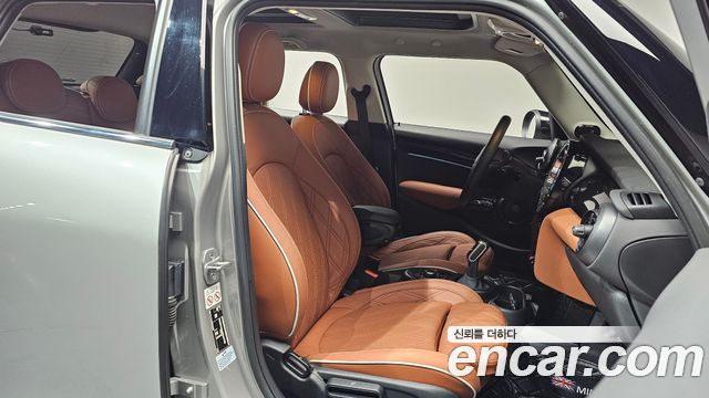 Mini Cooper 2024 — photo 10