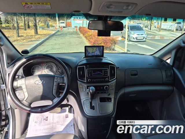 Hyundai Starex 2018 — photo 9