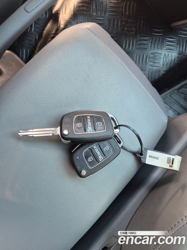 Hyundai Starex 2018 — photo 17