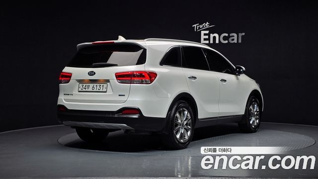 Kia Sorento 2015 — photo 2