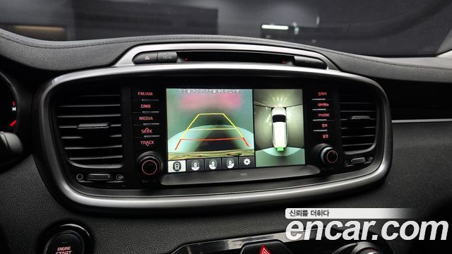 Kia Sorento 2015 — photo 16