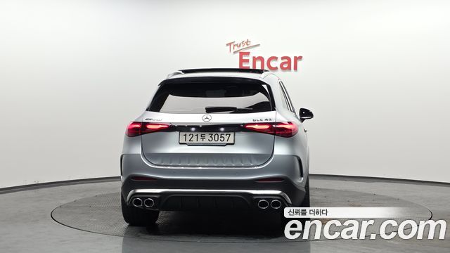 Mercedes-Benz GLC-Class 2025 — photo 4