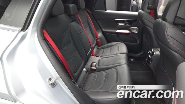 Mercedes-Benz GLC-Class 2025 — photo 11