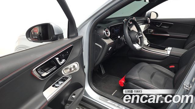 Mercedes-Benz GLC-Class 2025 — photo 12