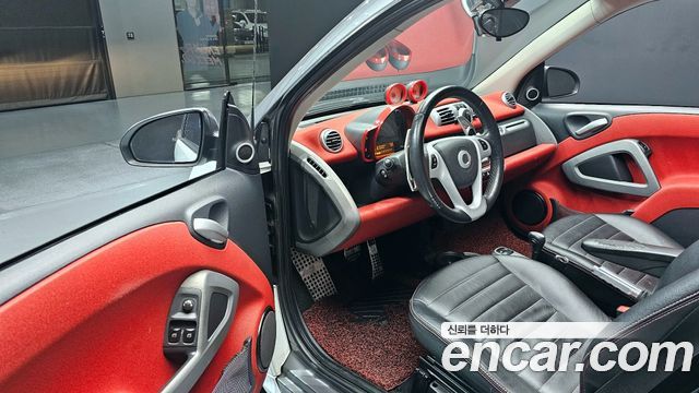 Smart Fortwo 2014 — photo 11