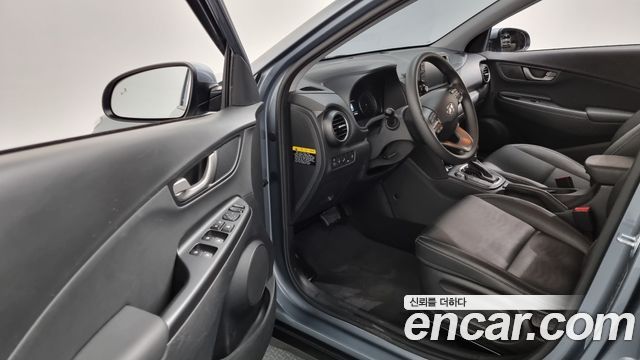 Hyundai Kona 2018 — photo 11