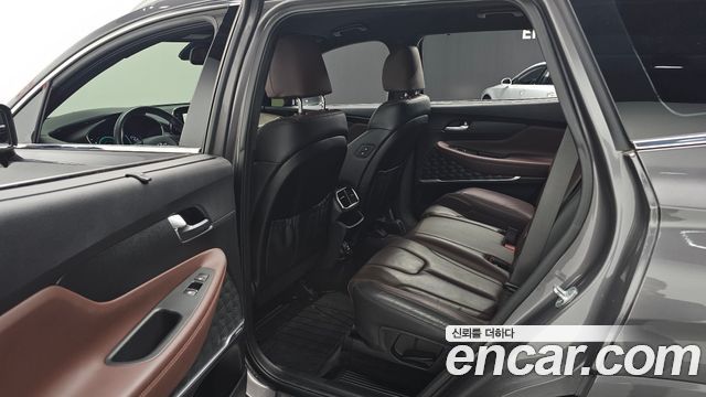 Hyundai Santafe 2019 — photo 12