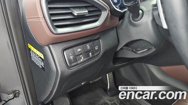 Hyundai Santafe 2019 — photo 18
