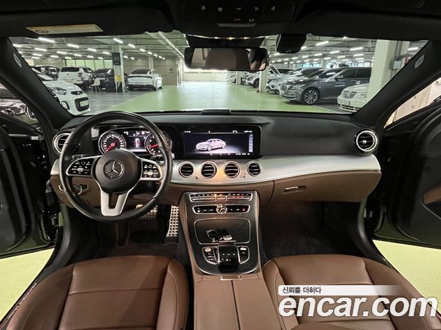 Mercedes-Benz E-Class 2020 — photo 7
