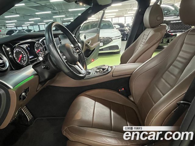 Mercedes-Benz E-Class 2020 — photo 8