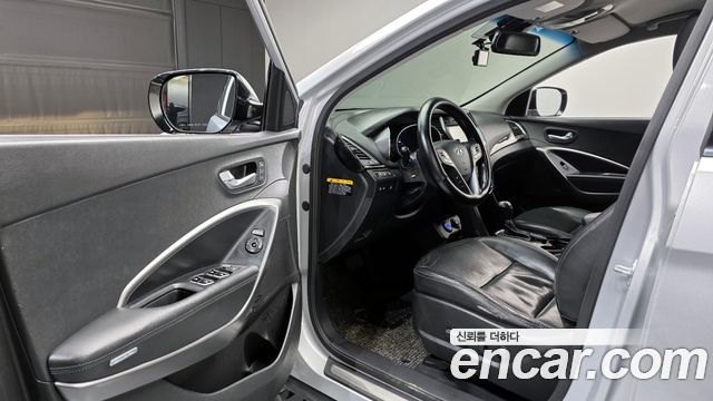 Hyundai Santafe 2013 — photo 11