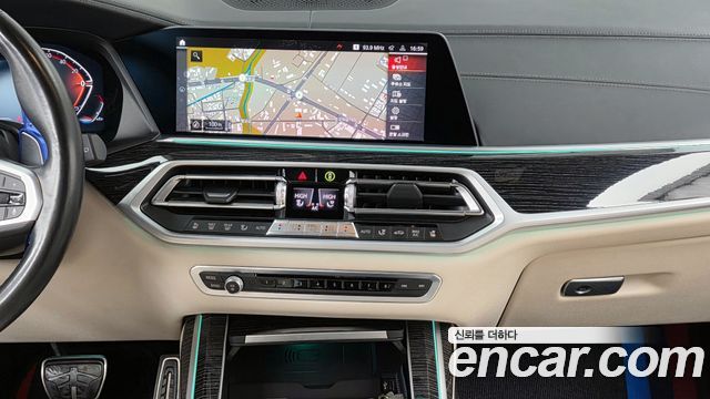 BMW X7 2022 — photo 14