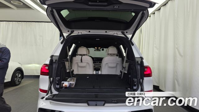BMW X7 2022 — photo 20