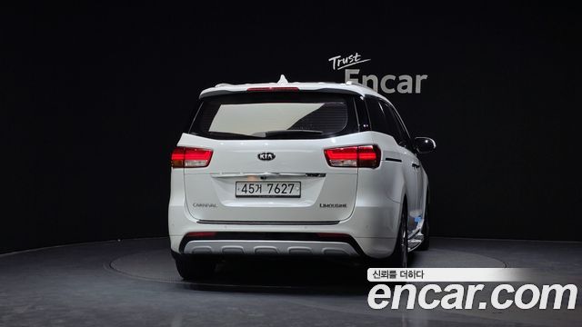 Kia Canival 2016 — photo 4