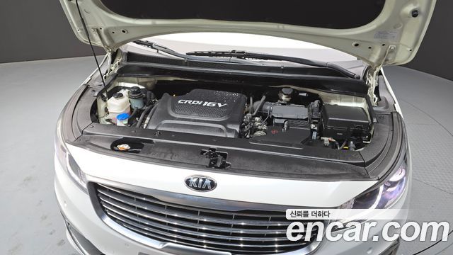 Kia Canival 2016 — photo 6