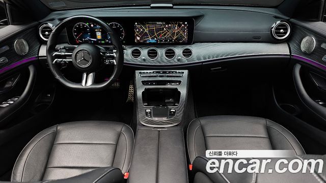 Mercedes-Benz E-Class 2022 — photo 7