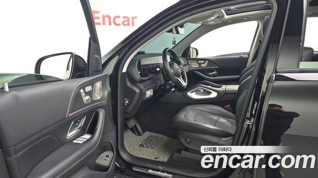 Mercedes-Benz GLE-Class 2022 — photo 10