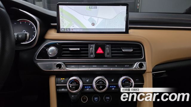Genesis G70 2021 — photo 18