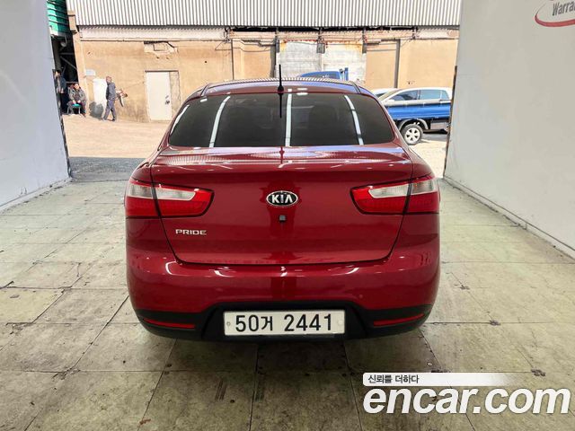 Kia pride 2014 — photo 4