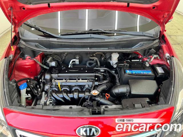 Kia pride 2014 — photo 5