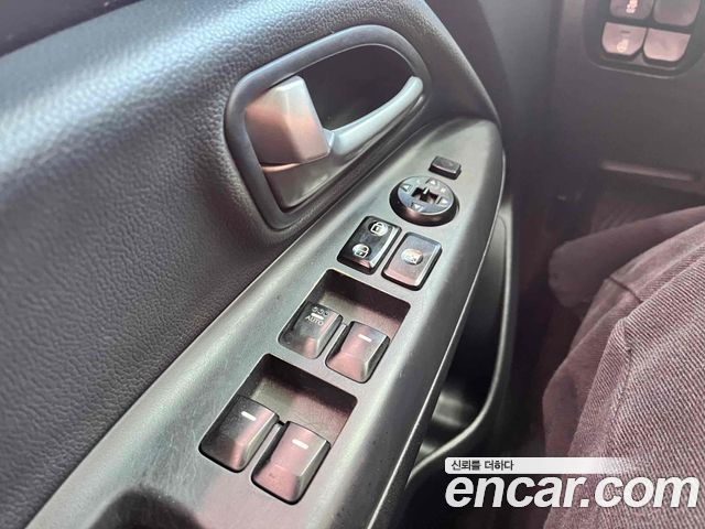 Kia pride 2014 — photo 13