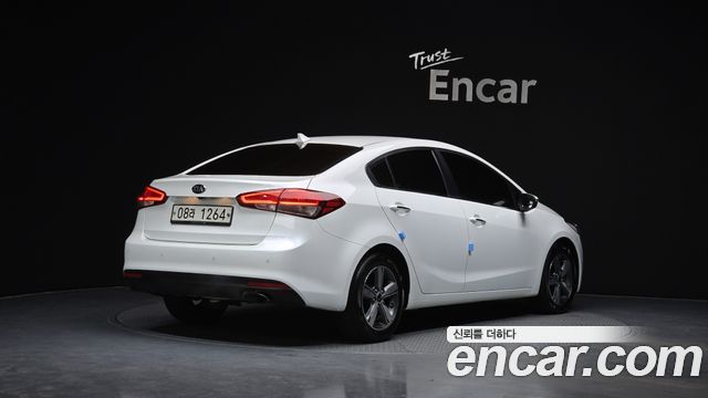 Kia K3 2018 — photo 2