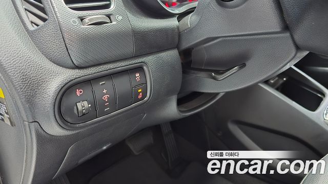 Kia K3 2018 — photo 15