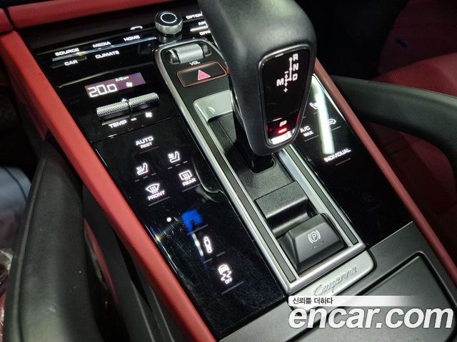 Porsche Cayenne 2023 — photo 15