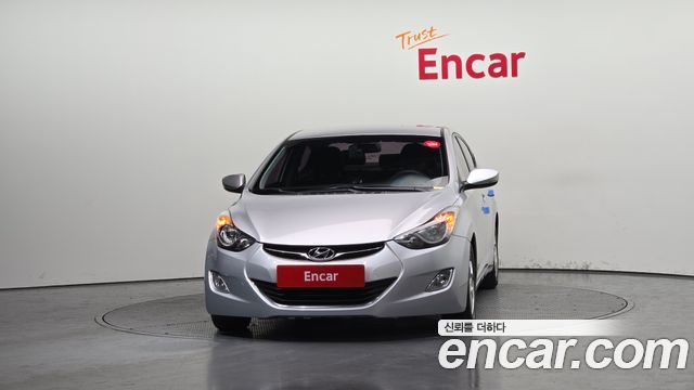 Hyundai AVANTE 2012 — photo 3