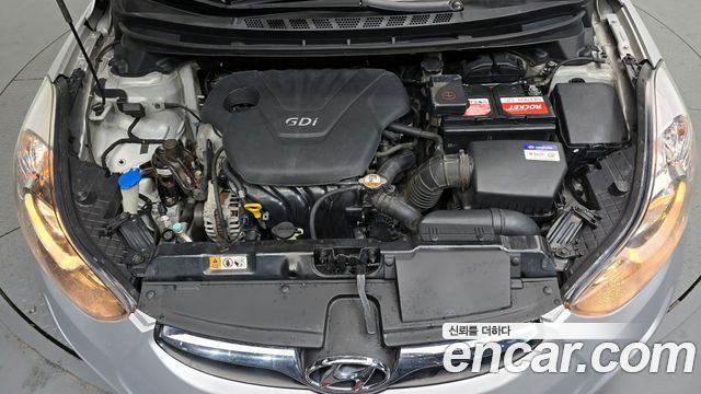 Hyundai AVANTE 2012 — photo 6