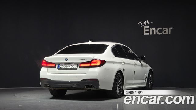 BMW 5-Series 2021 — photo 2