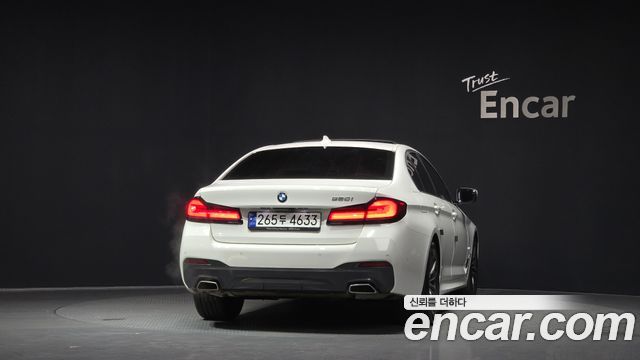 BMW 5-Series 2021 — photo 4