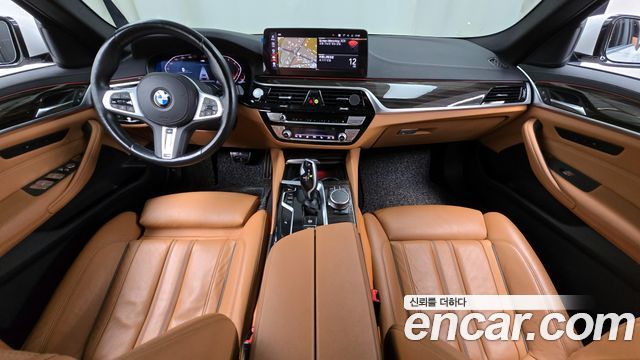 BMW 5-Series 2021 — photo 7
