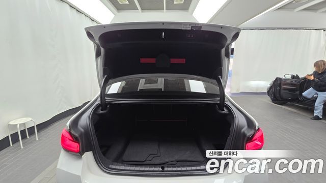 BMW 5-Series 2021 — photo 20