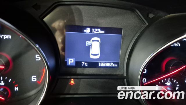 Kia Canival 2019 — photo 8
