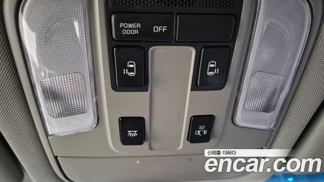 Kia Canival 2019 — photo 15