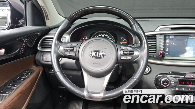 Kia Sorento 2015 — photo 11
