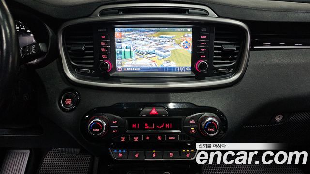 Kia Sorento 2015 — photo 12